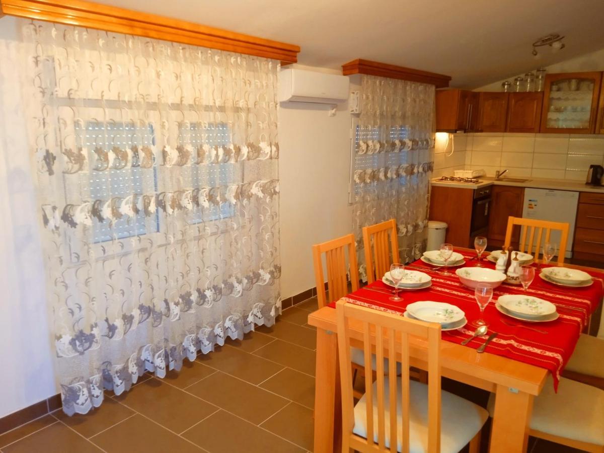 Apartman Josipa Peroj Exteriér fotografie