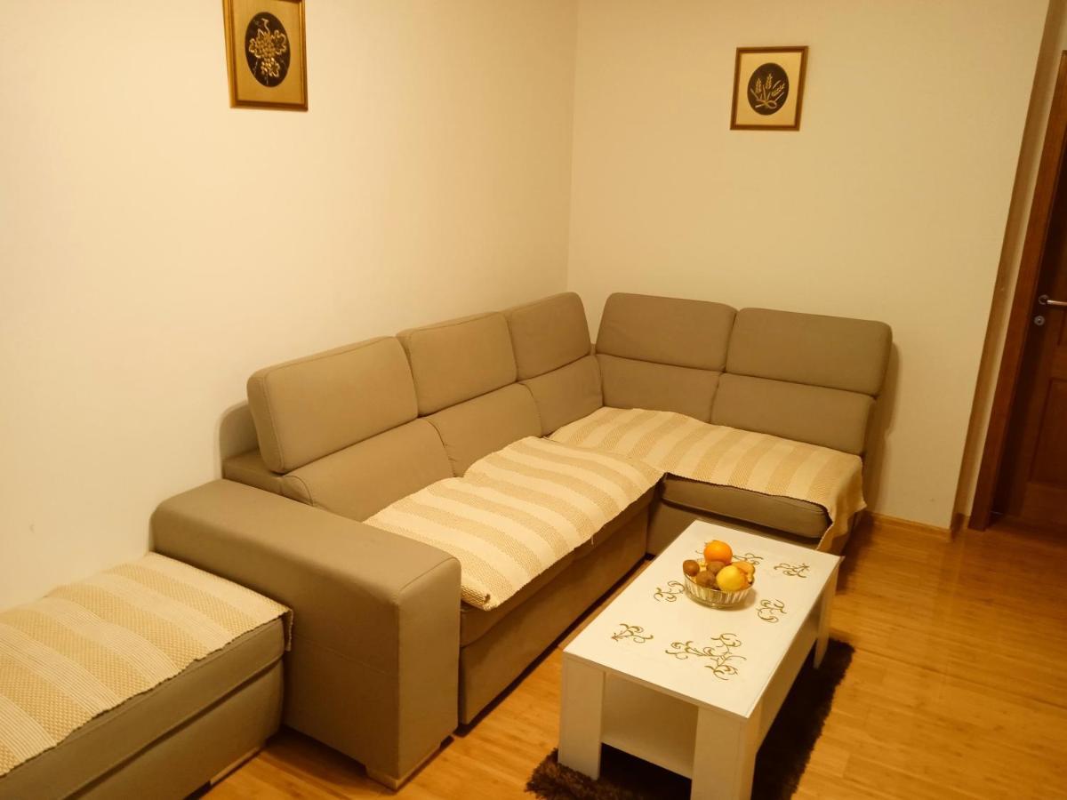 Apartman Josipa Peroj Exteriér fotografie