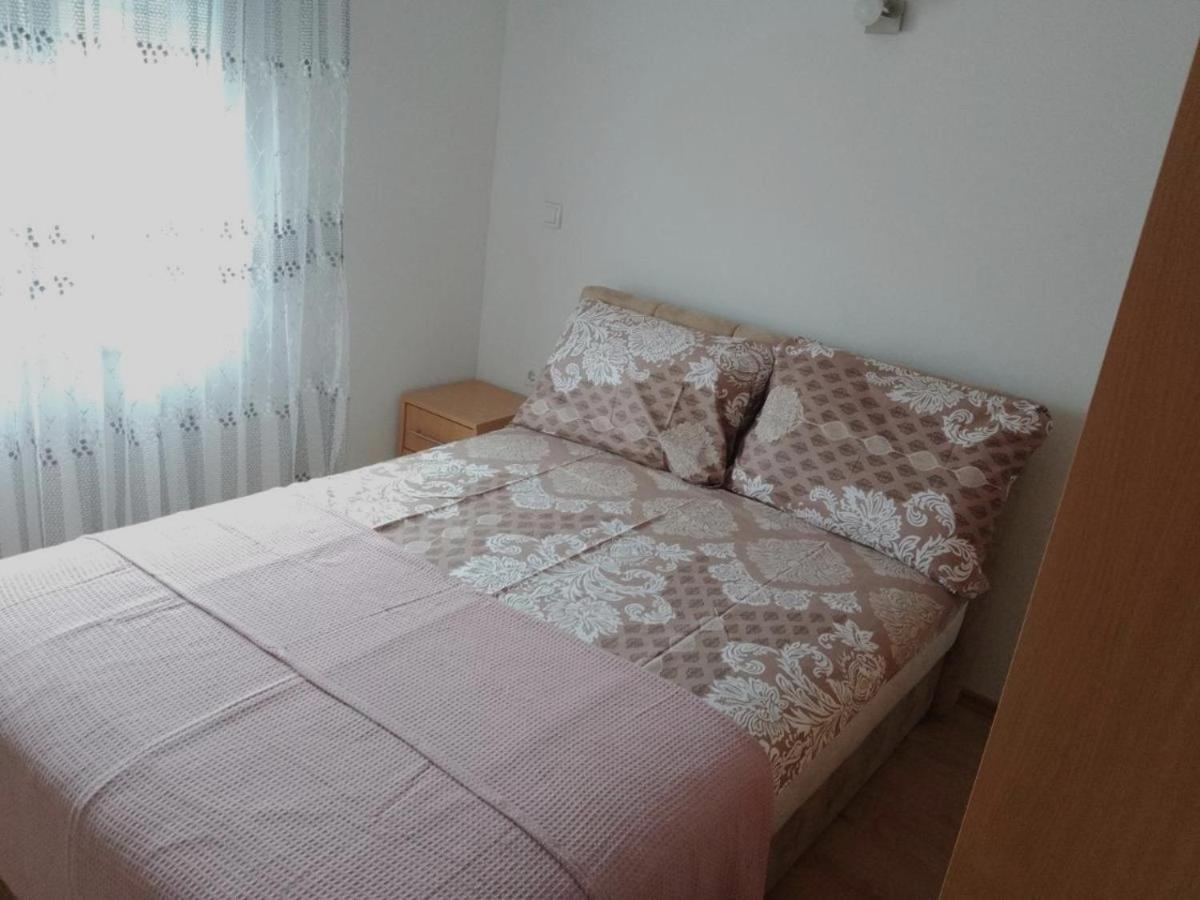 Apartman Josipa Peroj Exteriér fotografie